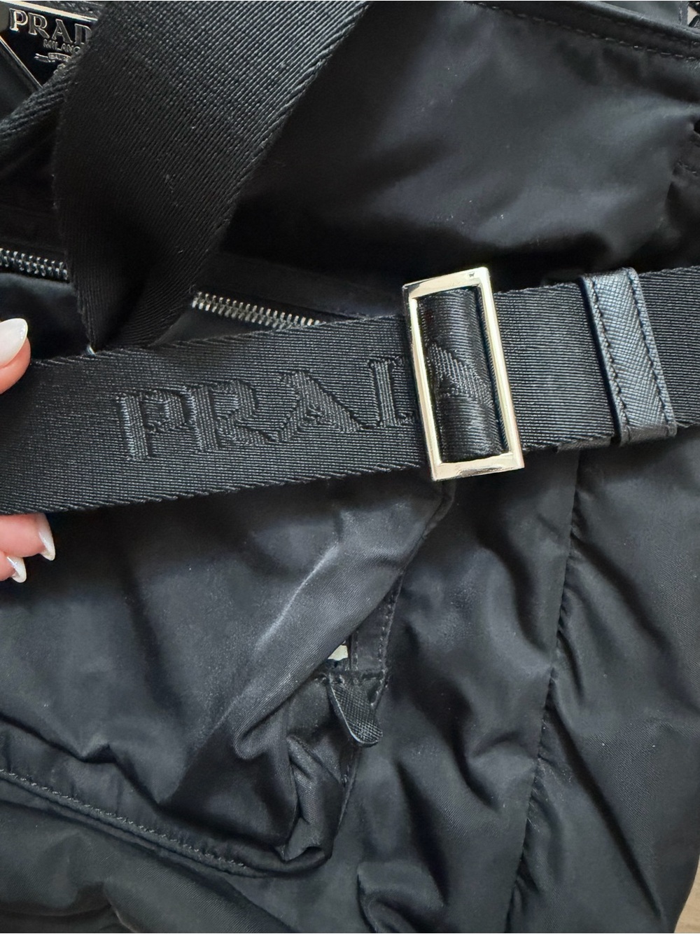 Prada Black Nylon Duffel Bag with Removable Shoulder Strap - Picture 4 of 6